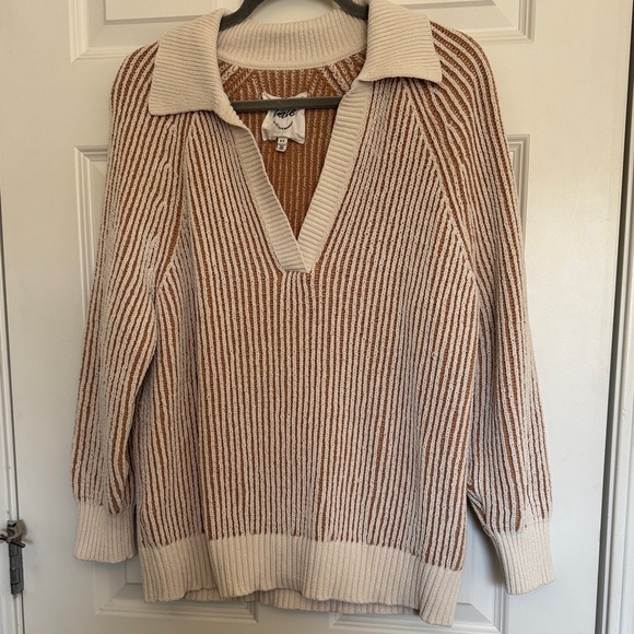 aerie Sweaters - Aerie V-Neck Striped Sweater in Tan and Cream